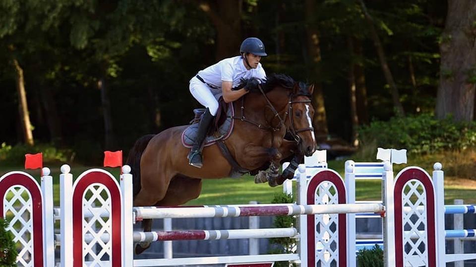 Čeští skokani zakončili belgické a francouzské CSI v Grand Prix
