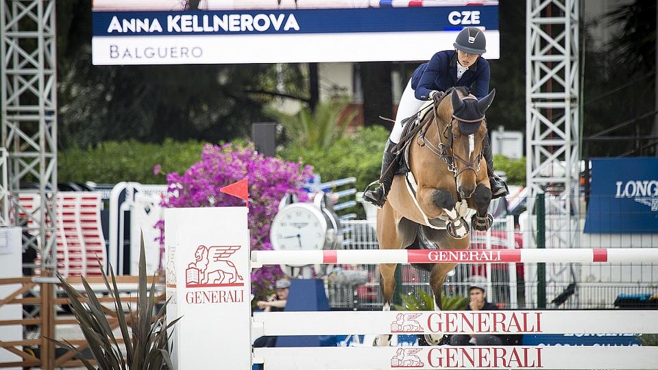 Čeští jezdci ani v lednu nespí. Na kolbiště se vrací Anna Kellnerová