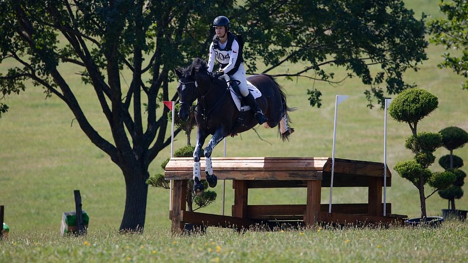 Eliška Orctová při CCI3*-S v Borové ztrácí před parkurem půl bodu na lídra